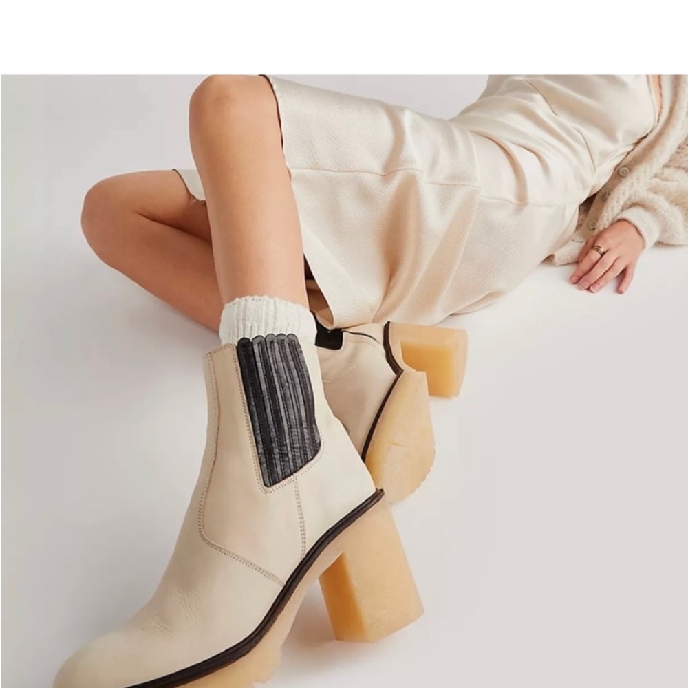 🌷🆕🌈Free people James Chesea Boot🌈🌷🆕